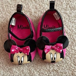 Disney Minnie Mouse Pink baby shoes 6-9M